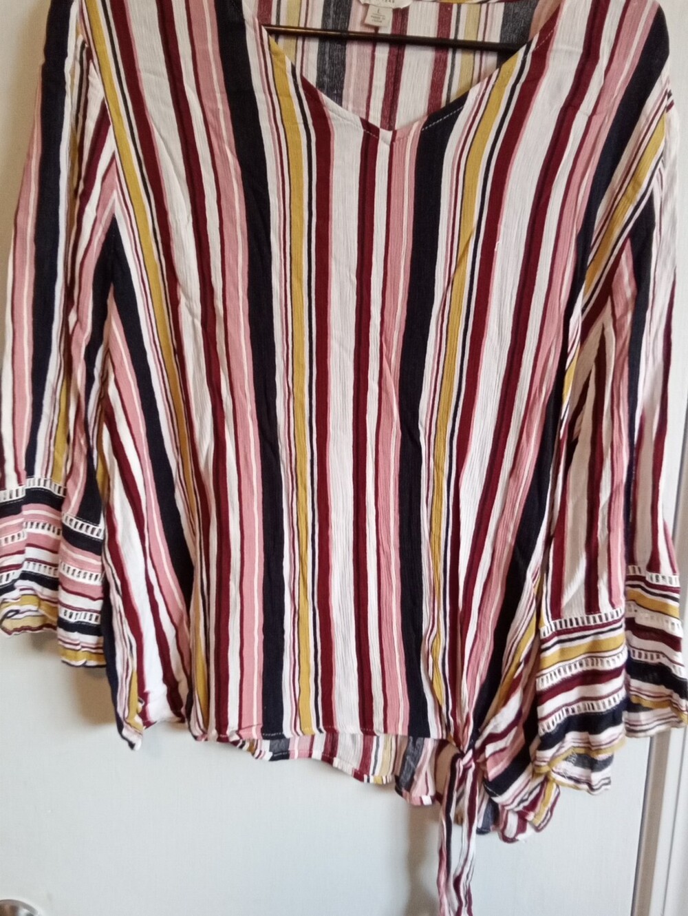 #6054 Multicolor Top. -  L